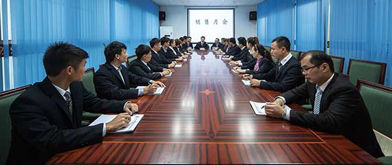 2014首次突破亿元大关（1.057亿元）